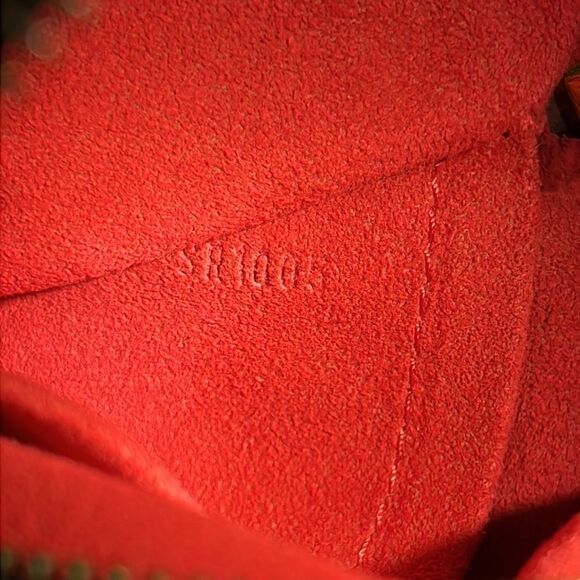 Rift crossbody bag - Picture 16 of 17